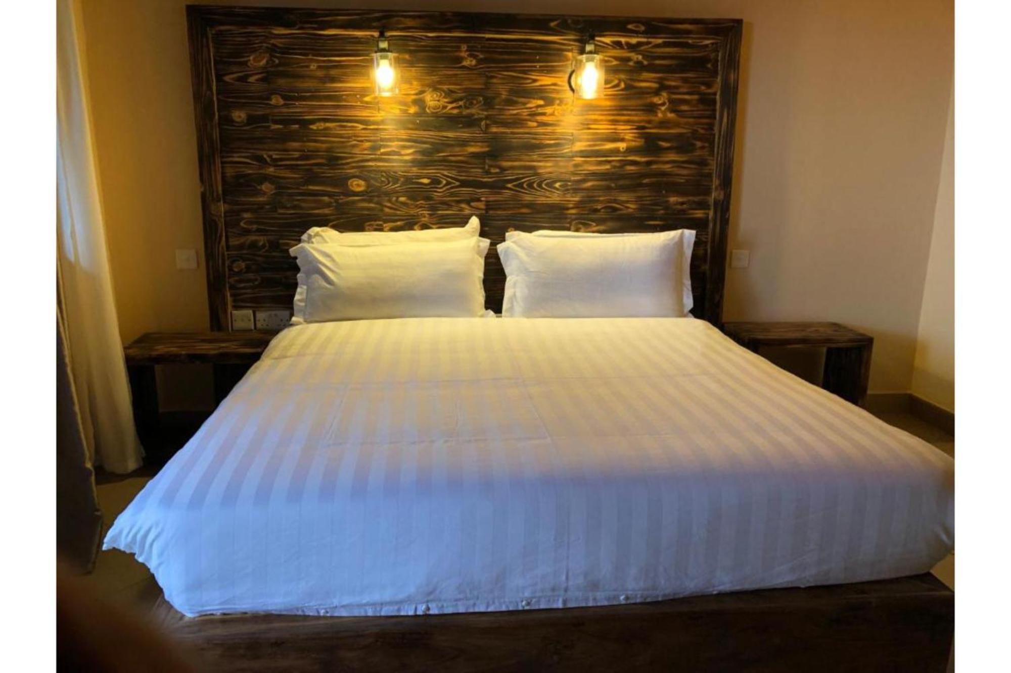 Meley Impala Hotel Munyonyo Exterior photo
