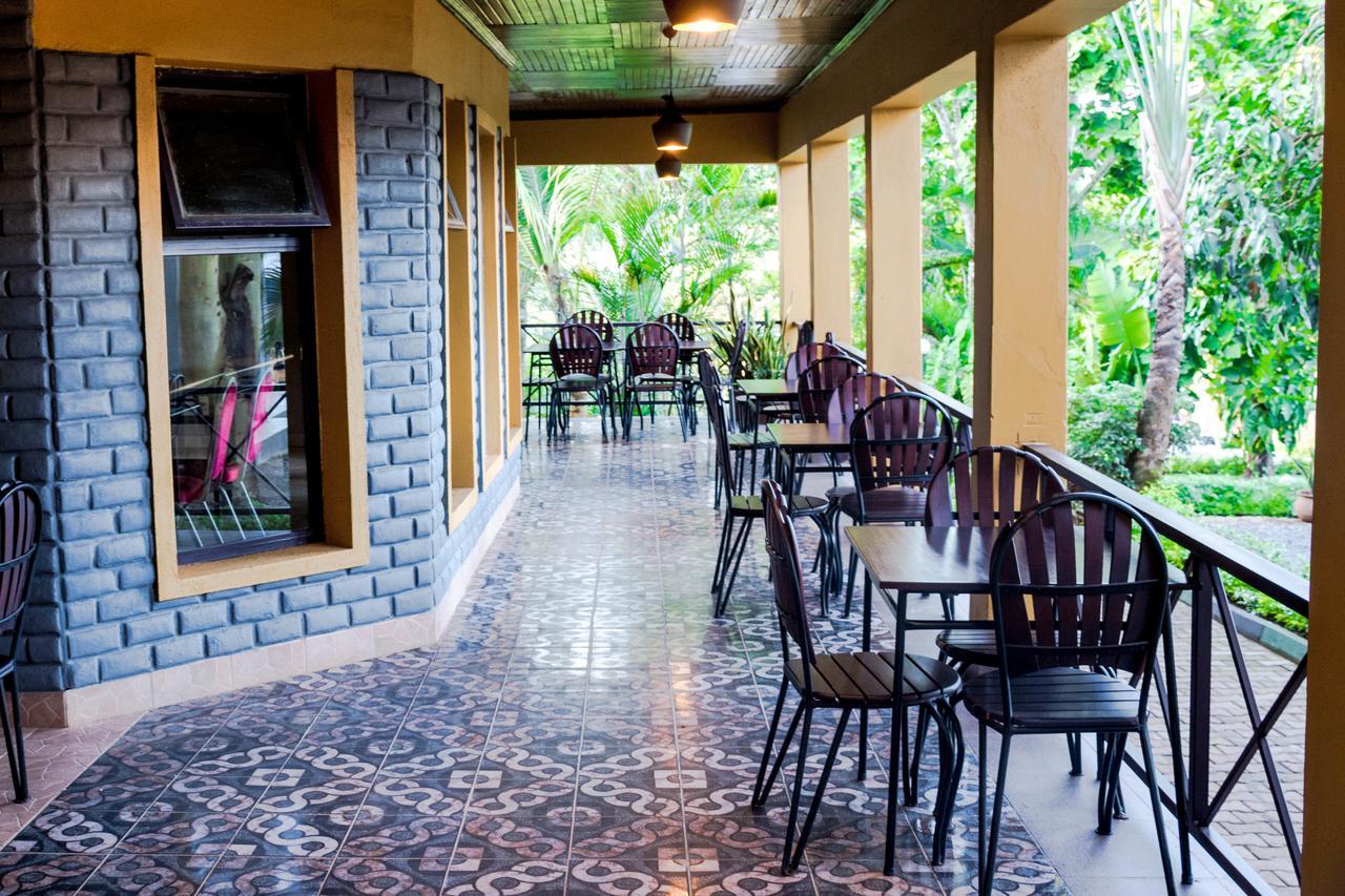 Meley Impala Hotel Munyonyo Exterior photo